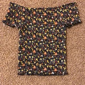 Shirt off the shoulders